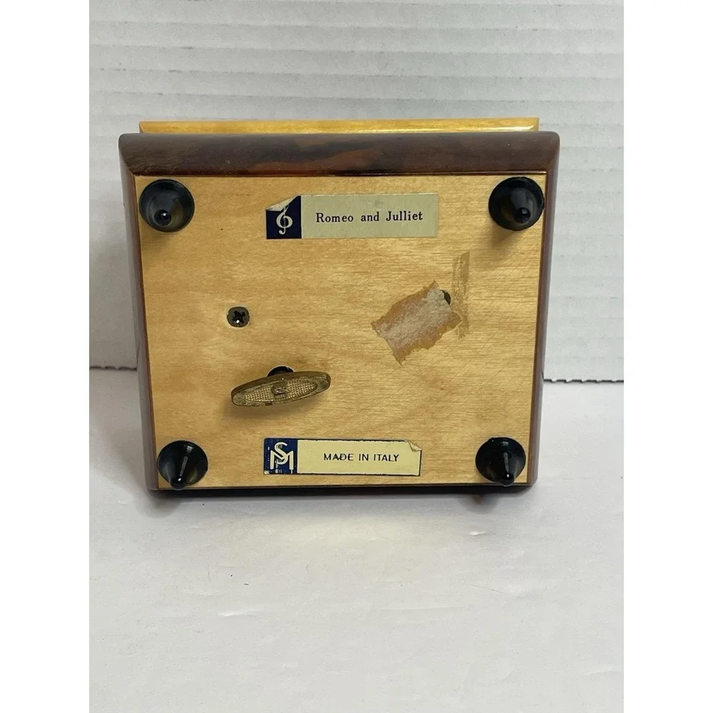 Music Box Inlaid Wood Jewelry Floral Flowers Italian Trinket Italy Romeo Julliet